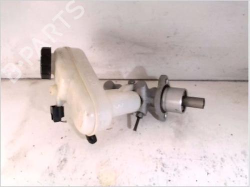 Used Brake master cylinder RENAULT TWINGO II (CN0_) 1.5 dCi 75 (75 hp) 26108467