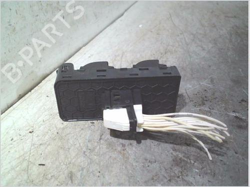 Switch CITROËN C3 III (SX) 1.6 BlueHDi 75 | BP38616861I30 - Image 2
