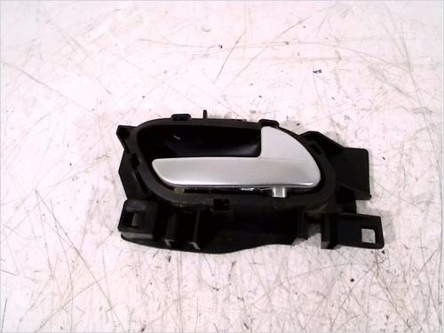 Used Front right interior door handle PEUGEOT 208 I (CA_, CC_) 1.2 PureTech 82 (82 hp) 26108582