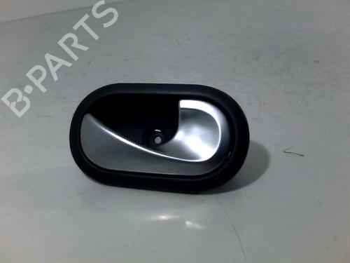 Used Front right interior door handle RENAULT CLIO III (BR0/1, CR0/1) 1.5 dCi (BR17, CR17) (86 hp) 26113490