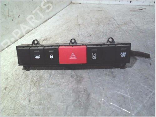 Used Warning switch Warning switch PEUGEOT BOXER Van 2.2 BlueHDi 140 (140 hp) 34720572 34720572