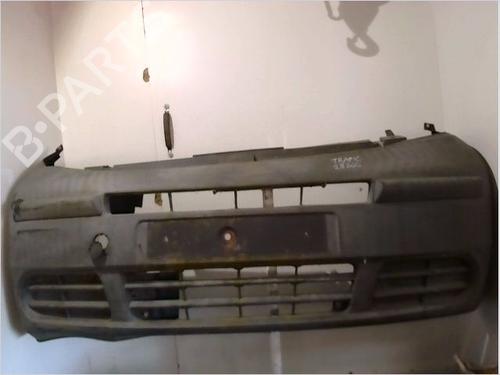 Used Front bumper RENAULT TRAFIC II Van (FL) 1.9 dCi 80 (FL0B) (82 hp) 29062753
