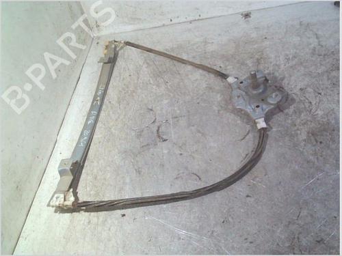 Lève-vitre avant gauche RENAULT CLIO II (BB_, CB_) 1.9 D (B/CB0E, BB0J) (64 hp) 28113227