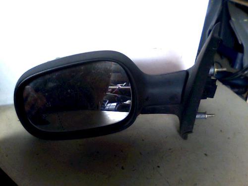 Used Left mirror RENAULT MEGANE I Coach (DA0/1_) 2.0 i (DA0G) (114 hp) 29440938