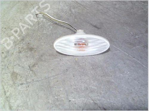 Høyre indikator Høyre indikator NISSAN CUBE (Z12) 1.5 dCi (110 hp) 33840178 33840178