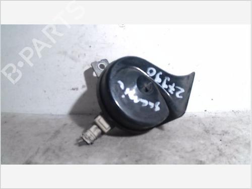 Used Horn RENAULT SCÉNIC II (JM0/1_) 1.9 dCi (JM0G, JM12, JM1G, JM2C) (120 hp) 26099621