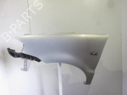 Used Left front fenders VW POLO (9N_, 9A_) 1.4 TDI (75 hp) 26069684