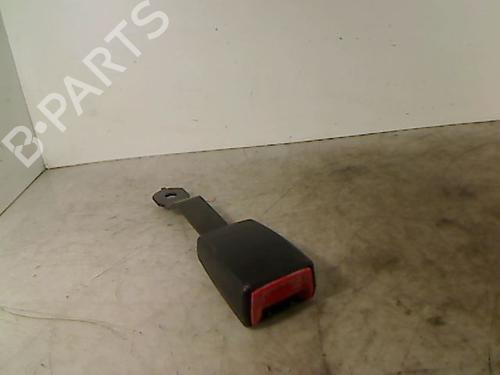 Used Seat buckle RENAULT CLIO III (BR0/1, CR0/1) 1.5 dCi (BR17, CR17) (86 hp) 26071106