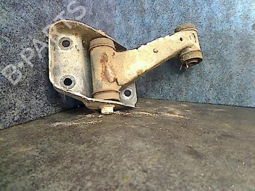 Used Right front suspension arm NISSAN PRIMERA Hatchback (P10) 1.6 (90 hp) 27262805