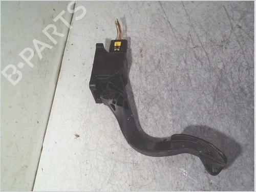Used Pedal PEUGEOT 5008 (0U_, 0E_) 2.0 HDi (163 hp) 26120199