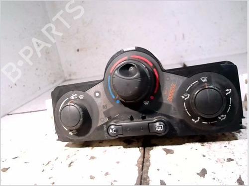 AC Styreenhet / Manøvreringsenhet RENAULT MEGANE II (BM0/1_, CM0/1_) 1.4 16V (BM0B, CM0B) (98 hp) 26101722