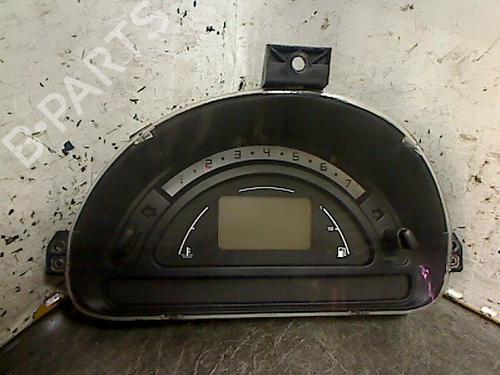 Used Instrument cluster CITROËN C2 (JM_) 1.4 HDi (68 hp) 26114460