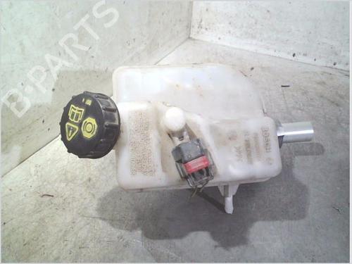 Brake master cylinder FORD TRANSIT Van (FA_ _) 2.2 TDCi | BP37522908M77 - Image 3