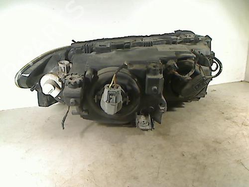 Left headlight BMW 3 (E46) 320 d | BP26067204C28 