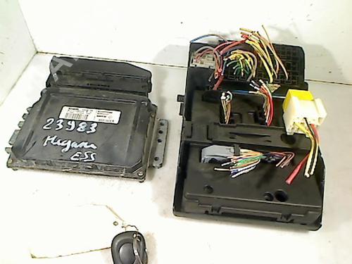 Used Engine control unit (ECU) RENAULT MEGANE I (BA0/1_) 1.6 16V (BA04, BA0B, BA11, BA1J, BA16, BA19, BA1K, BA1V,... (107 hp) 31660947