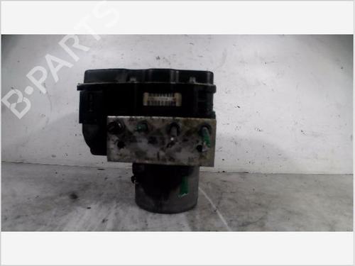 Used ABS pump RENAULT SCÉNIC II (JM0/1_) 1.5 dCi (JM1E, JM16) (106 hp) 26096360