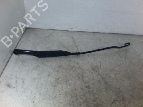 Used Front windshield wiper arm OPEL COMBO Box Body/MPV 1.7 CDTI 16V (101 hp) 26075210