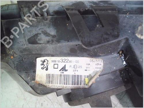 Right headlight PEUGEOT 307 (3A/C) 1.6 HDi 110 | BP26115401C29 
