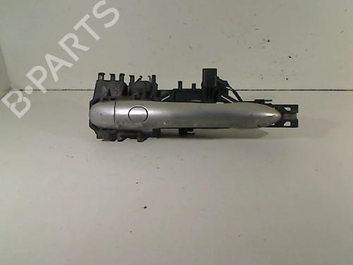 Used Front left exterior door handle RENAULT GRAND SCÉNIC II (JM0/1_) 1.9 dCi (JM0G, JM12, JM1G, JM2C) (120 hp) 26069161