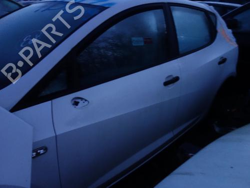 Dør venstre fortil SEAT IBIZA IV (6J5, 6P1) 1.4 TDI (80 hp) 26066282