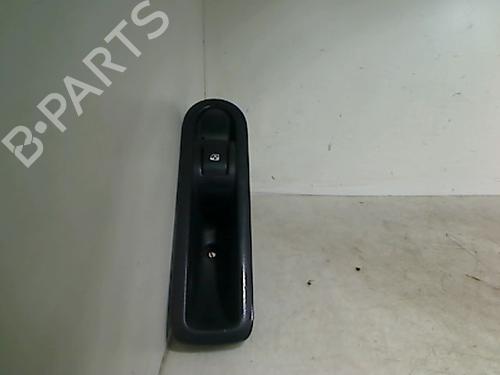 Used Switch RENAULT SCÉNIC II (JM0/1_) 1.5 dCi (JM1E, JM16) (106 hp) 26087794