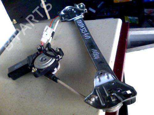 Used Front right window mechanism MAZDA 323 C V (BA) 1.5 16V (BA11) (88 hp) 26068373