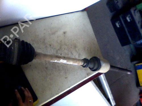 Used Right front driveshaft Right front driveshaft RENAULT MASTER II Van (FD) 2.2 dCI 90 (FD0G, FD0N, FD2G, FD2N, FD3G, FD3N) (90 hp) 32982777 32982777