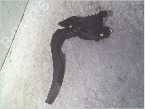 Pedal RENAULT CLIO IV (BH_) 0.9 TCe 90 (BHNF, BHMA, BHMH, BHJK, BHJR) (90 hp) 31028437