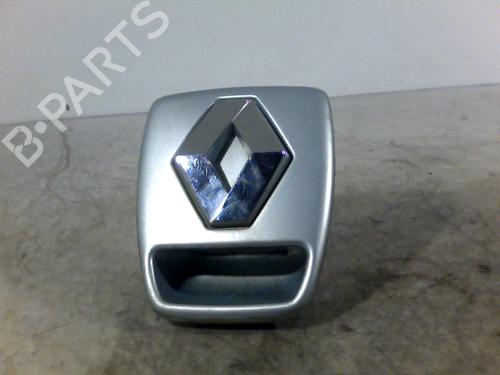 Module électronique RENAULT LAGUNA II (BG0/1_) 1.8 16V (BG0B, BG0C, BG0J, BG0M, BG0V) (121 hp) 26063757