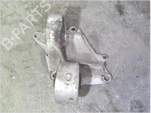 Used Engine mount Engine mount CITROËN ZX Break (N2) 1.9 D (68 hp) 33319438 33319438