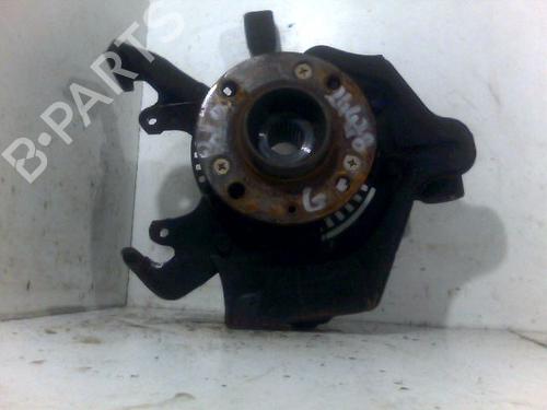 Used Left front steering knuckle VW POLO III (6N1) 60 1.4 (60 hp) 26090105