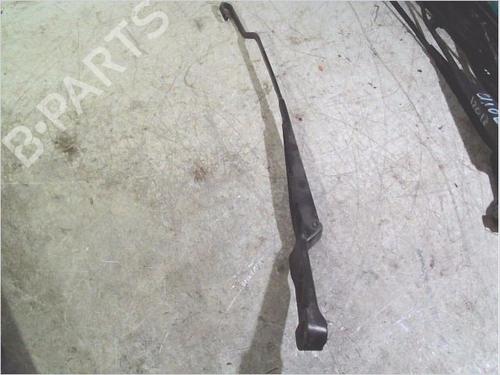 Used Front windshield wiper arm Front windshield wiper arm VW GOLF III Variant (1H5) 1.9 TDI (110 hp) 33434066 33434066