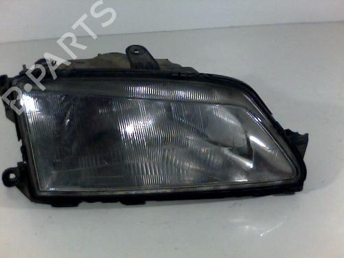 Used Right headlight PEUGEOT 306 Hatchback (7A, 7C, N3, N5) 1.9 D (69 hp) 26061771