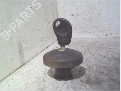 Coperchio del serbatoio CITROËN XSARA PICASSO (N68) 2.0 HDi (90 hp) 31916259
