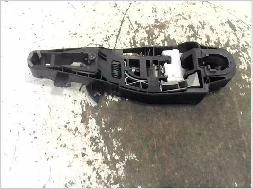 Used Front left exterior door handle Front left exterior door handle 37031269 37031269