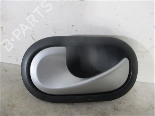 Venstre fortil invendig håndtag RENAULT MODUS / GRAND MODUS (F/JP0_) 1.5 dCi 90 (88 hp) 26092596