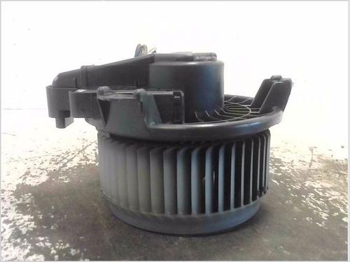 Used Heater blower motor Heater blower motor TOYOTA AURIS (_E15_) 2.0 D-4D (ADE150_, ADE150R) (126 hp) 39749811 39749811