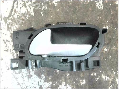 Used Front left interior door handle Front left interior door handle CITROËN C3 II (SC_) 1.4 HDi 70 (SC8HZC, SC8HR0, SC8HP4) (68 hp) 33990097 33990097