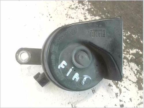 Used Horn Horn FIAT BRAVO II (198_) 1.9 D Multijet (198AXB1A) (120 hp) 40238578 40238578
