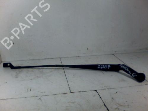 Used Front windshield wiper arm CITROËN JUMPER II Van 2.2 HDi 100 (101 hp) 26077321