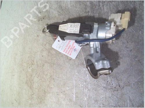 Used Ignition barrel TOYOTA YARIS (_P1_) 1.4 D-4D (NLP10_, NLP10R) (75 hp) 26293140