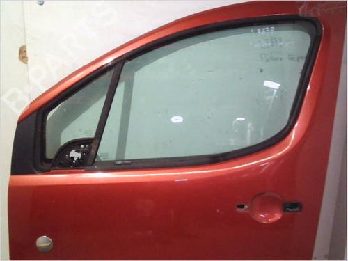 dr-rude-ventre-foran-peugeot-partner-tepee-2008-33190754 main image