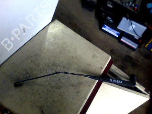 Used Front windshield wiper arm CITROËN C3 I (FC_, FN_) 1.4 16V HDi (90 hp) 29076464