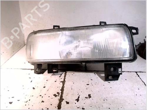 Used Right headlight RENAULT MASTER II Bus (JD) 2.5 D (80 hp) 26103897