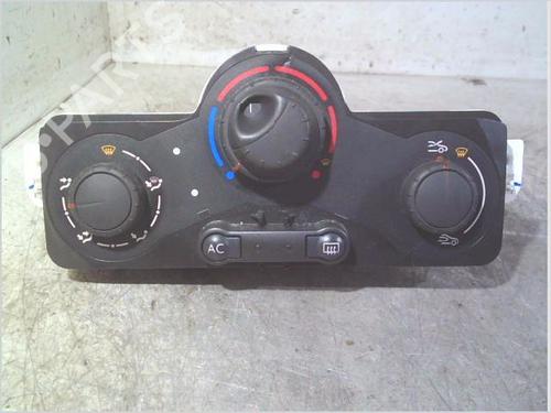 Used Climate control RENAULT CLIO III (BR0/1, CR0/1) 1.5 dCi (88 hp) 30538499