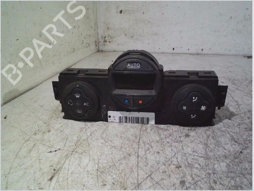 Used Climate control RENAULT MEGANE II Coupé-Cabriolet (EM0/1_) 2.0 (135 hp) 26114511