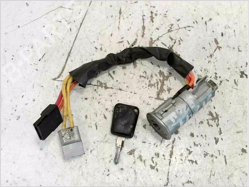 Used Ignition barrel RENAULT 21 Saloon (L48_) 2.1 Turbo-D (L48A, L48W, L487, L488) (88 hp) 28135417