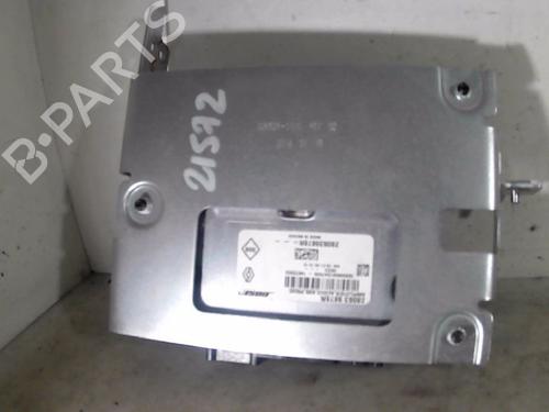 Radio RENAULT MEGANE III Grandtour (KZ0/1) 1.5 dCi (KZ09, KZ0D, KZ1G, KZ29, KZ14, KZ1W, KZ10, KZ1F,... | BP26093471E6 