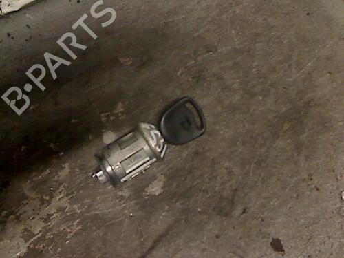 Clé de contact FORD FIESTA IV (JA_, JB_) 1.3 i (60 hp) 26060632