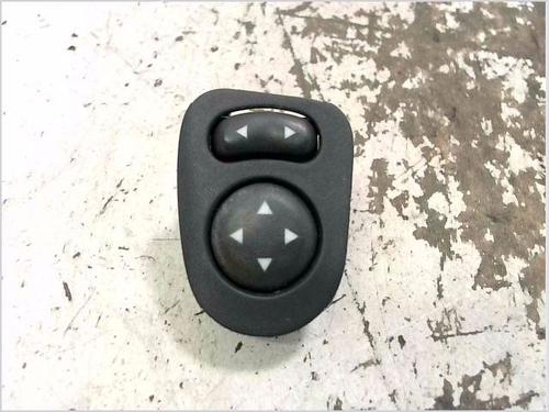 Commande retroviseurs FIAT 500 (312_) 1.2 (312AXA1A) (69 hp) 32133618